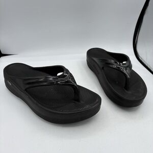 OOFOS OOmega OOlala Sandals Womens Size 11 Platform Black Flip Slide Recovery